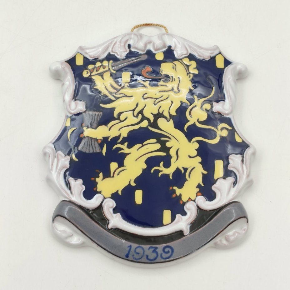 Настенное украшение (плакетка) в виде герба Нидерландов