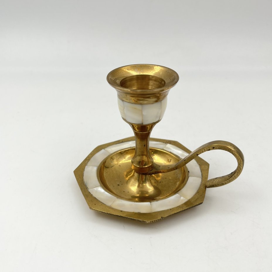 Подсвечник переносной на одну свечу, украшенный перламутровыми вставками