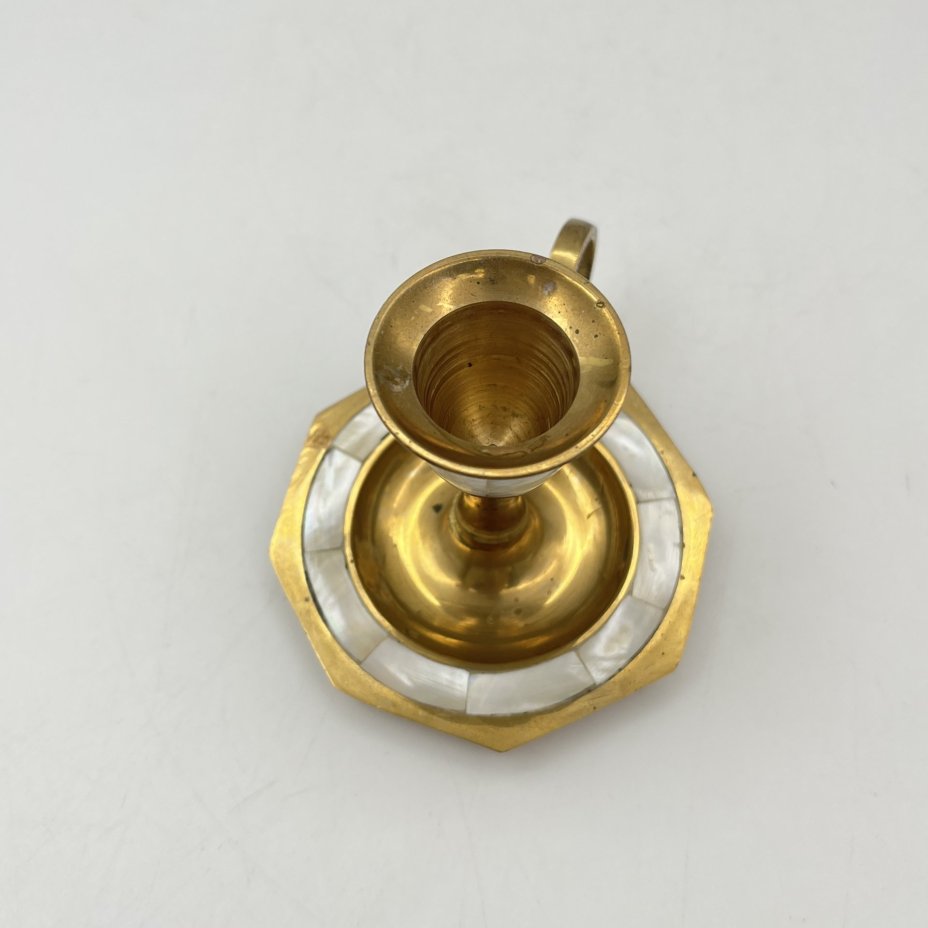 Подсвечник переносной на одну свечу, украшенный перламутровыми вставками