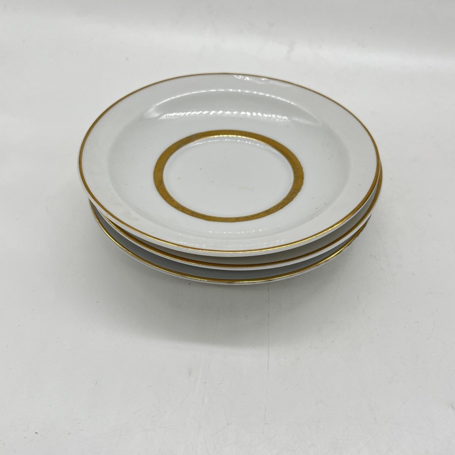 Три блюдца с золотой каймой, фарфор, золочение, Ленинградский фарфоровый завод (ЛФЗ), СССР, 1960-1980 гг.
