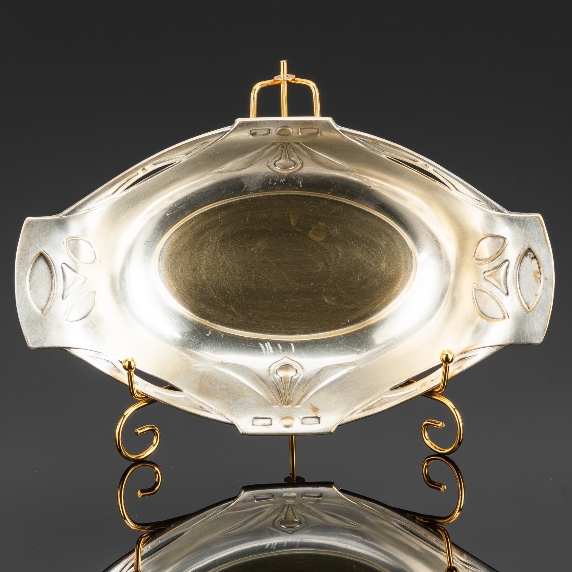 Блюдо (сухарница/фруктовница), выполненное в стиле модерн, металл, серебрение, Западная Европа, 1900-1920 гг.