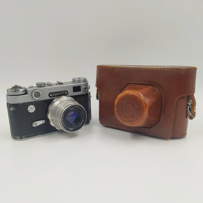 Фотоаппарат "Зоркий-6" с объективом "Индустар-26м" в оригинальном кофре, Красногорский механический завод (КМЗ)