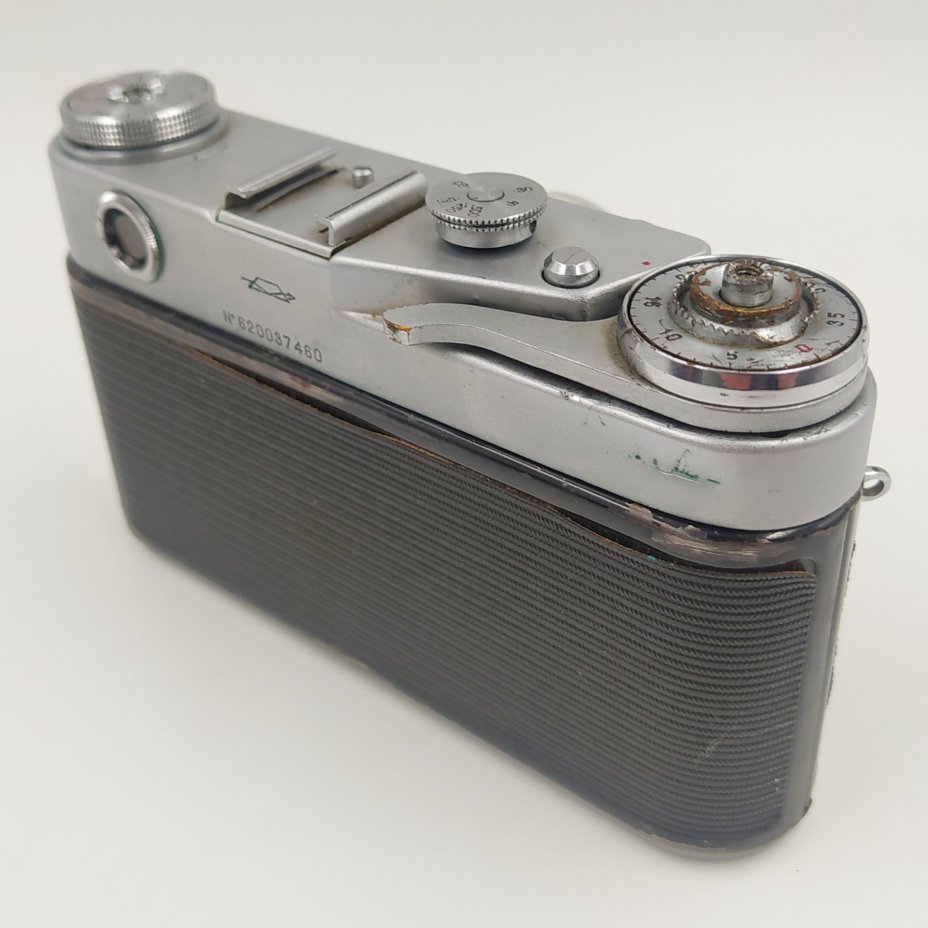 Фотоаппарат "Зоркий-6" с объективом "Индустар-26м" в оригинальном кофре, Красногорский механический завод (КМЗ)