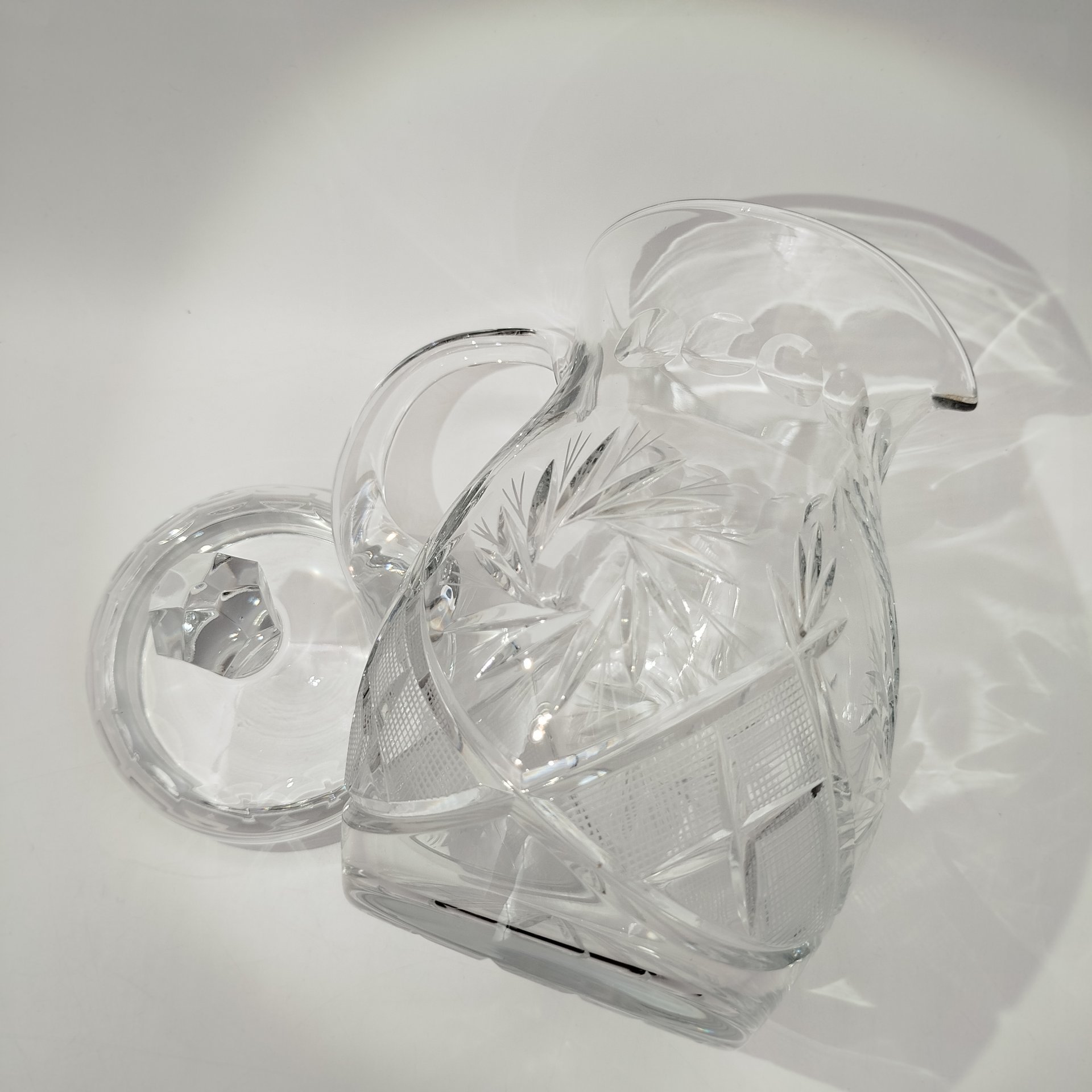 Кувшин с крышкой, хрусталь, Стеклозавод «Неман», Беларусь, 2015-2025 гг., Стеклозавод «Неман»