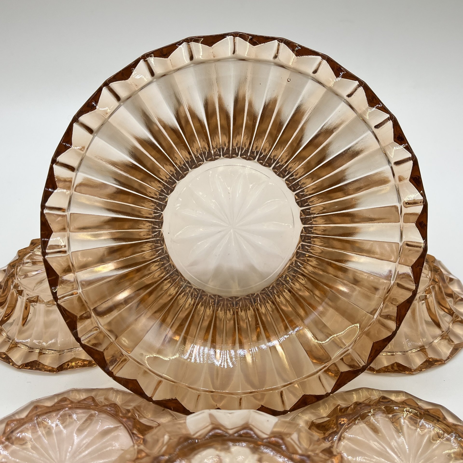 Набор карамельного оттенка для подачи варенья (джема, мёда, сметаны) на 6 персон, Запрудненский завод электровакуумных приборов, цветное стекло, СССР, 1960-1980 гг.