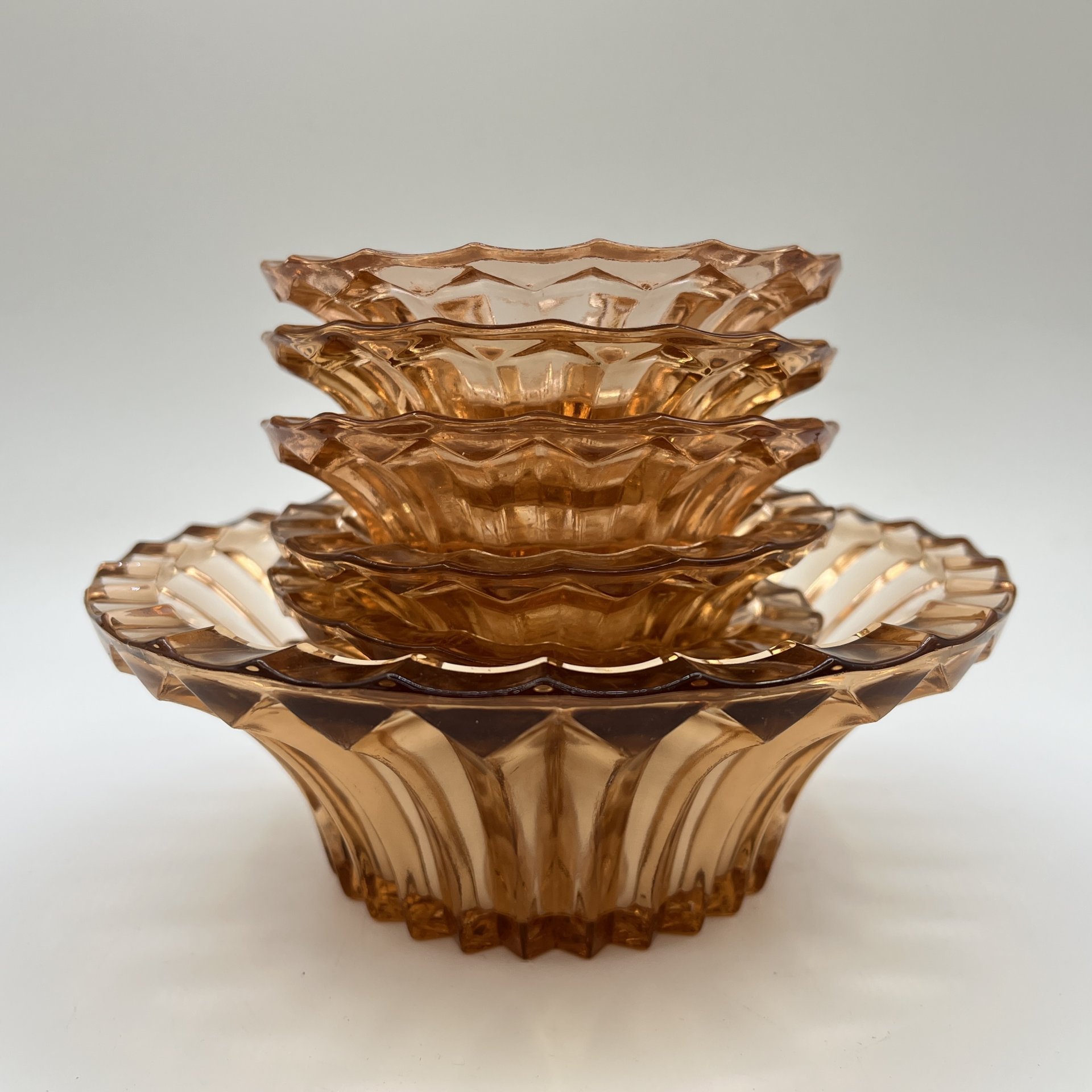 Набор карамельного оттенка для подачи варенья (джема, мёда, сметаны) на 6 персон, Запрудненский завод электровакуумных приборов, цветное стекло, СССР, 1960-1980 гг.