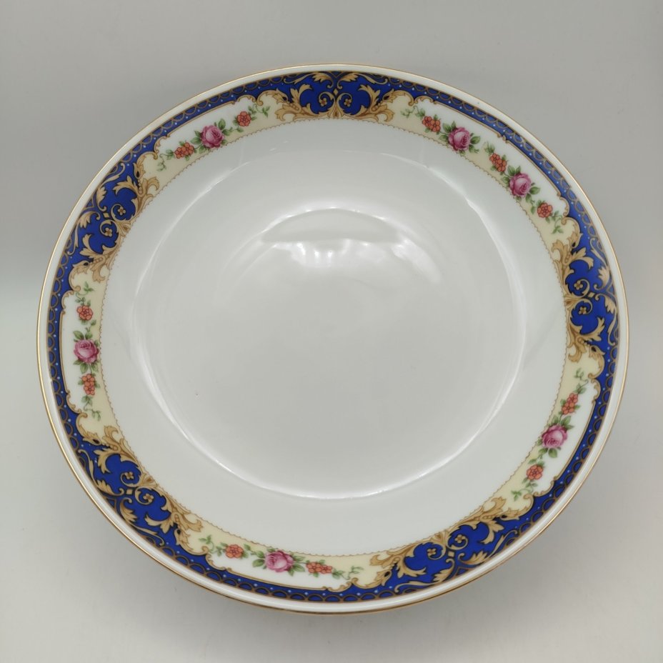Фруктовница, украшенная цветочным декором, фарфор, деколь, золочение, Moritz Zdekauer (MZ), Чехословакия, 1930-1960 гг.