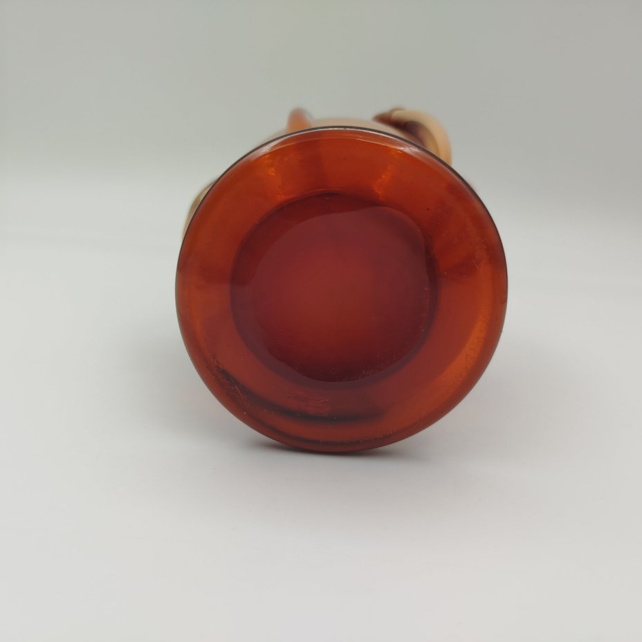 Ваза для цветов изящной формы, стекло, сульфидно-цинковое, гутная техника, налепы, Стекольный завод «Красный май», СССР, 1960-1970 гг.