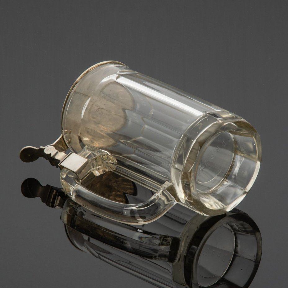 Винтажная пивная кружка с крышкой DRP (Deutsches Reichs Patent.)339964, лаконичной формы