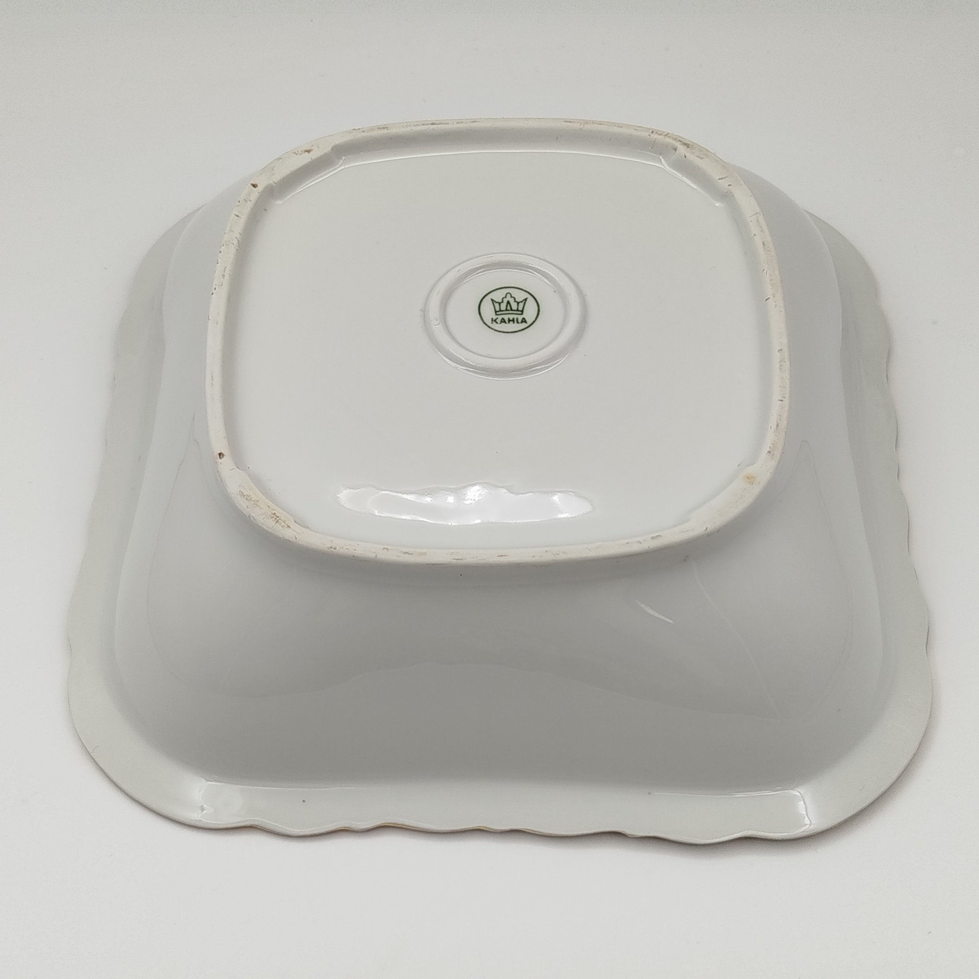 Салатник квадратной формы с декором в виде полевых цветов, фарфор, деколь, золочение, Kahla, ГДР, 1960-1990 гг.