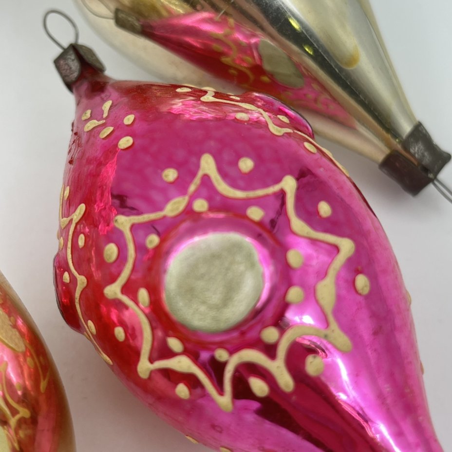 Набор игрушек в виде сосулек