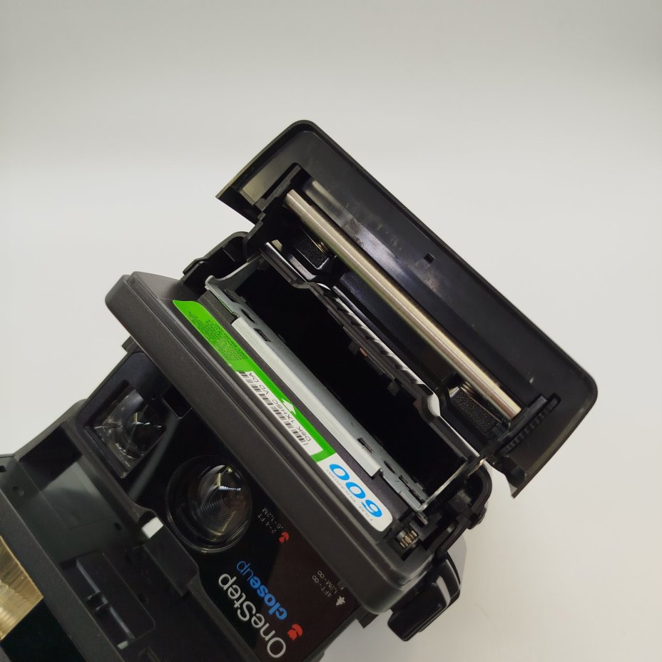Фотоаппарат Polaroid OneStep closeup в родной упаковке, пластик, металл, картон, Polaroid, Великобритания, 1990-2000 гг.