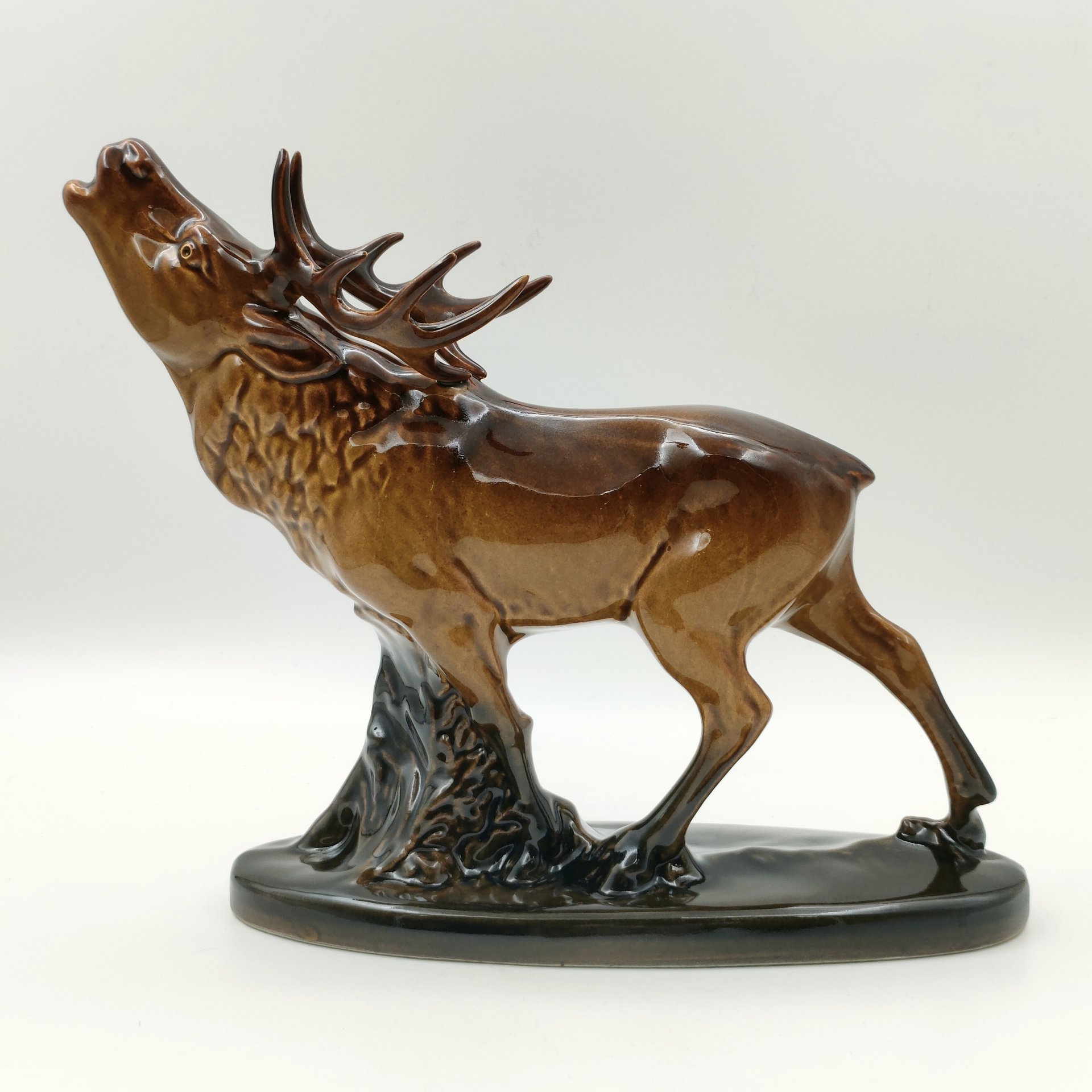 Статуэтка "Олень", фарфор, роспись, глазурь, Германия, 1970-1990 гг.