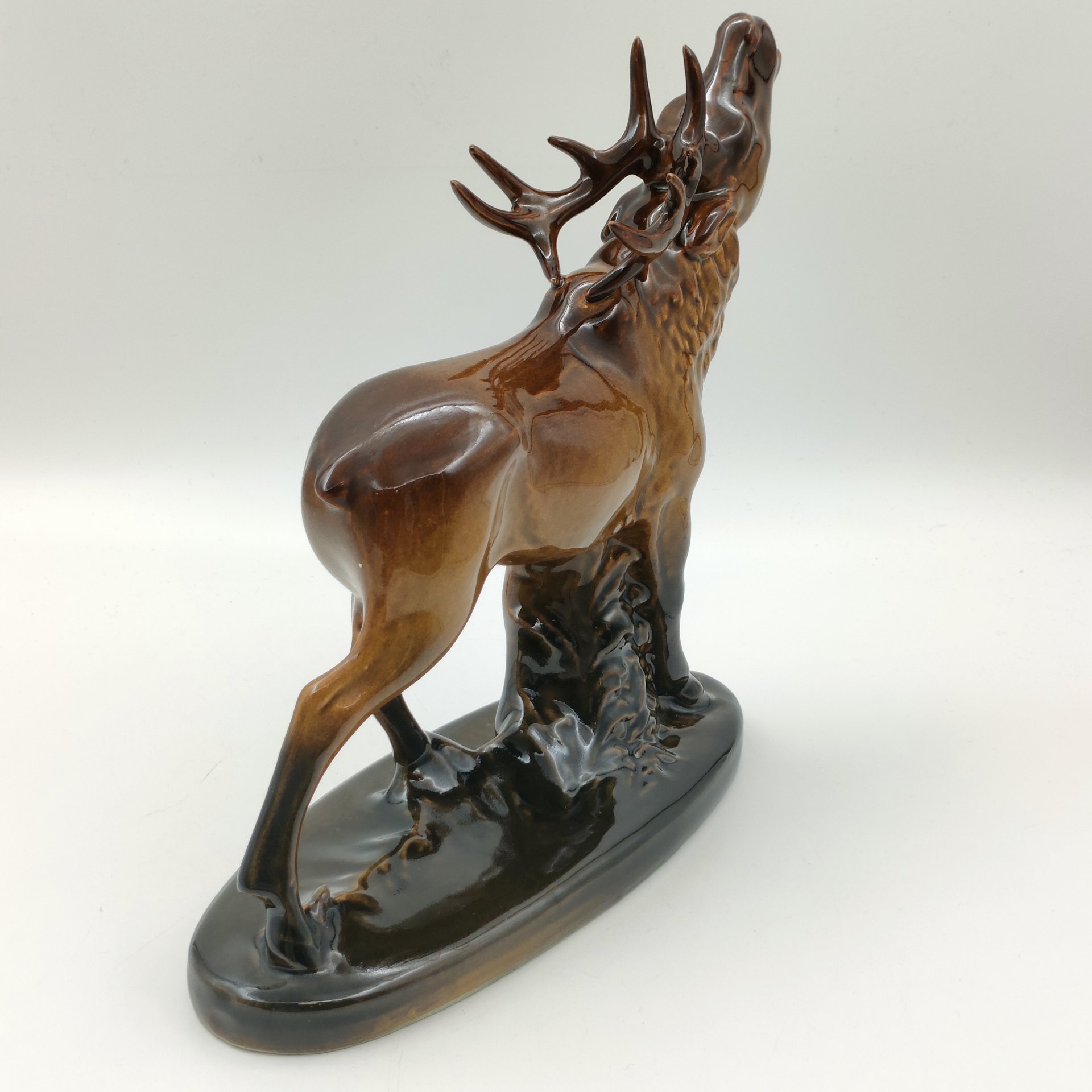 Статуэтка "Олень", фарфор, роспись, глазурь, Германия, 1970-1990 гг.