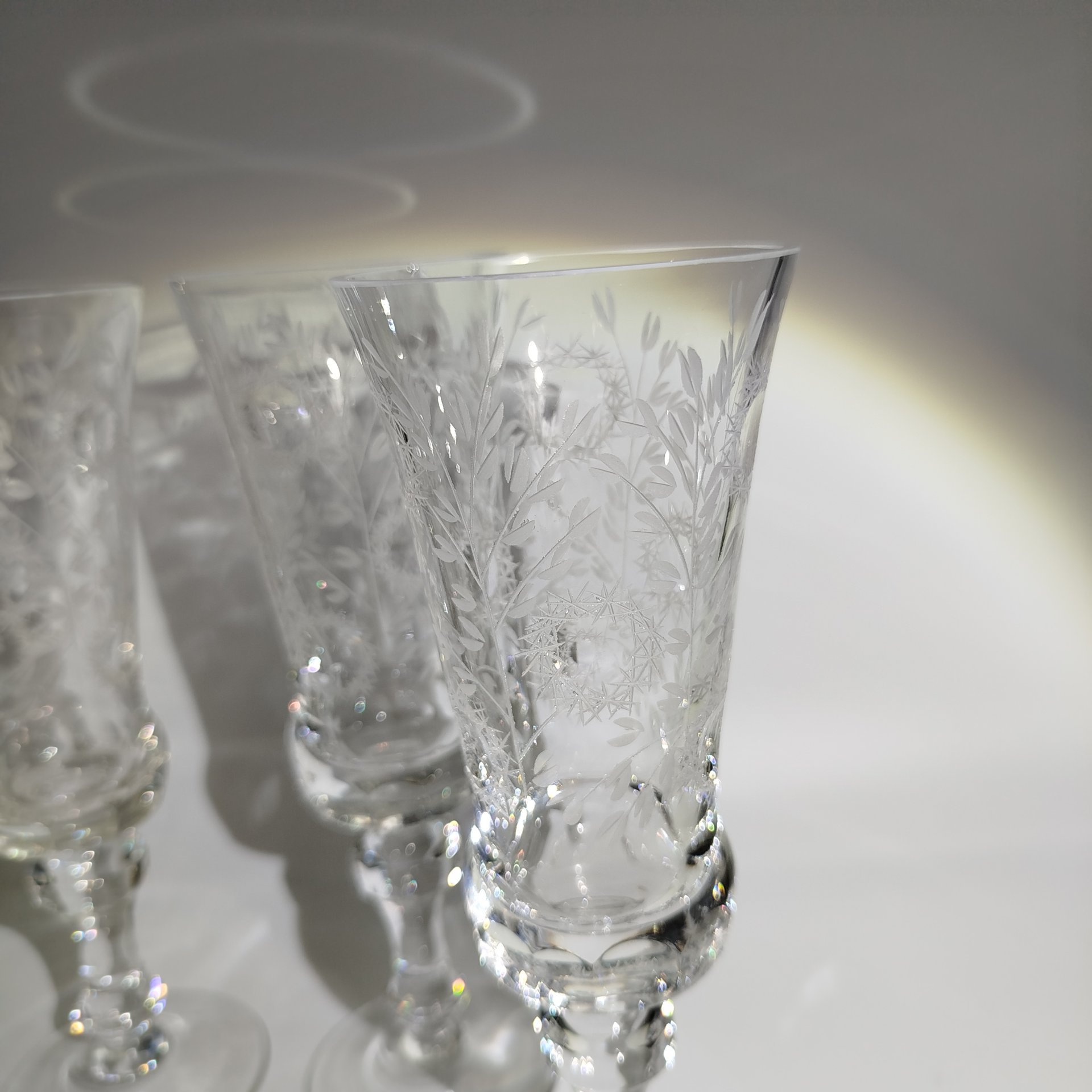 Набор из четырех фужеров "Нектар", автор Смирнова Л.Д., хрусталь, гравировка, Ленинградский завод художественного стекла (ЛЗХС), СССР, 1970-1980 гг.