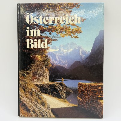 Книга "Österreich im Bild" на немецком языке, автор Marion Schmid