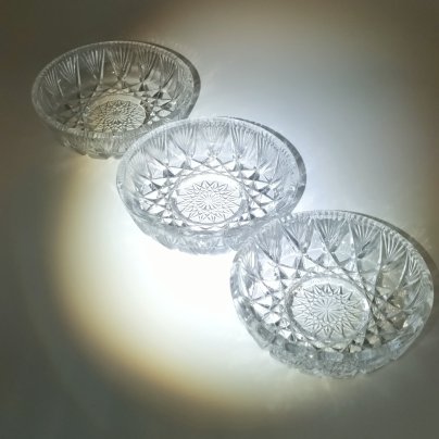 Набор из 3-х розеток с резным геометрическим декором, хрусталь, алмазная грань, СССР, 1970-1990 гг.