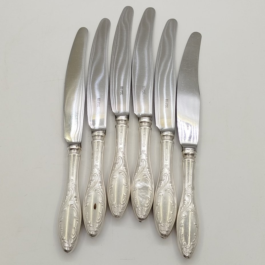 Набор из шести столовых ножей "Пламя", мНЦ (медь-никель-цинк), сталь, Кольчугинский завод цветных металлов, СССР, 1960-1980 гг.