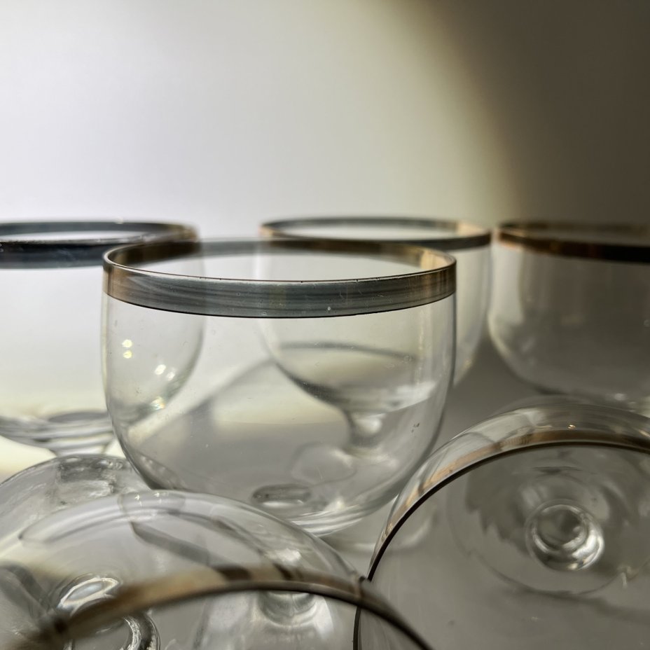 Набор из 8-ми бокалов с золотой каймой