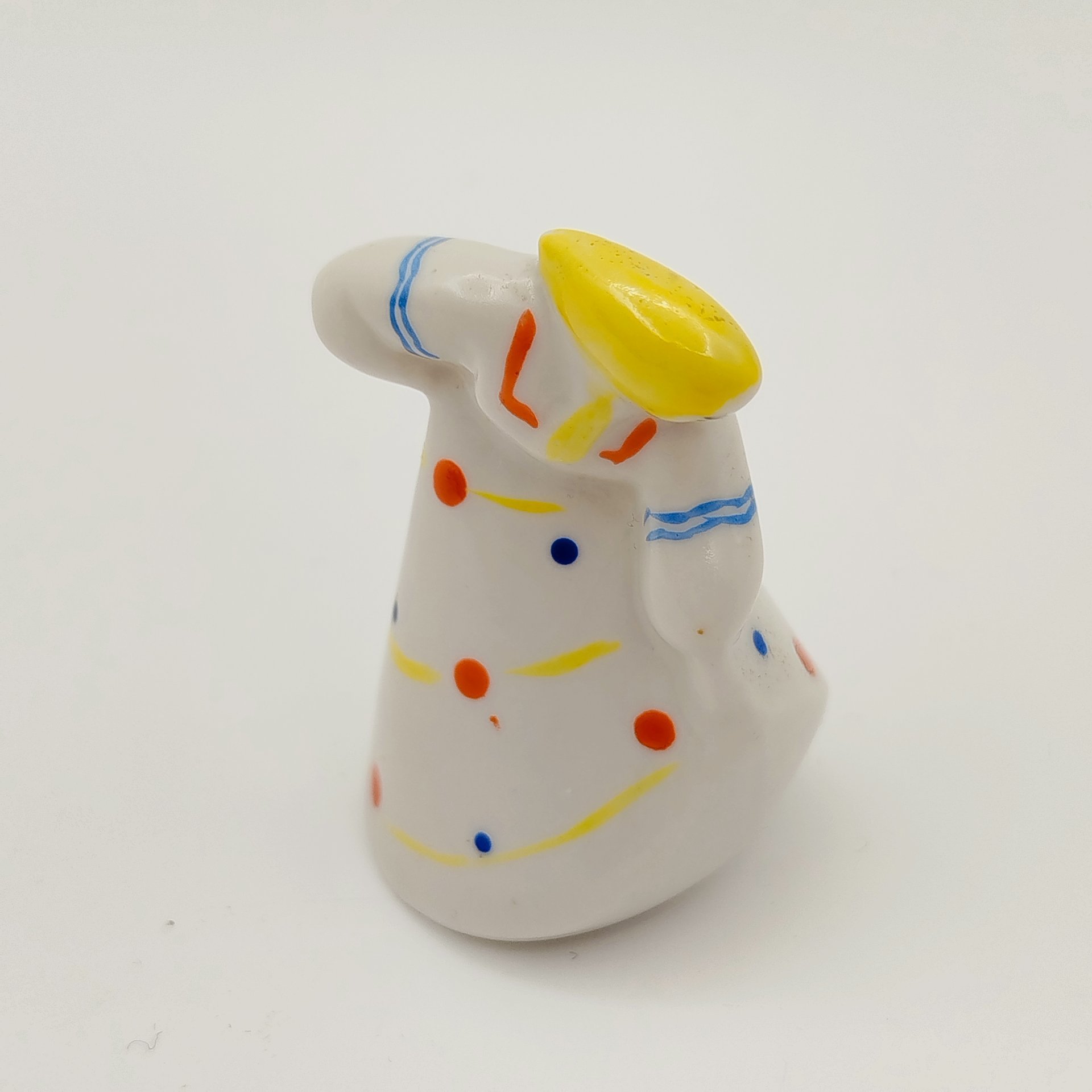 Статуэтка "Плясунья" из композиции "Хоровод", фарфор, роспись, Краснодарский фарфорово-фаянсовый завод «Чайка», СССР, 1960-1992 гг.