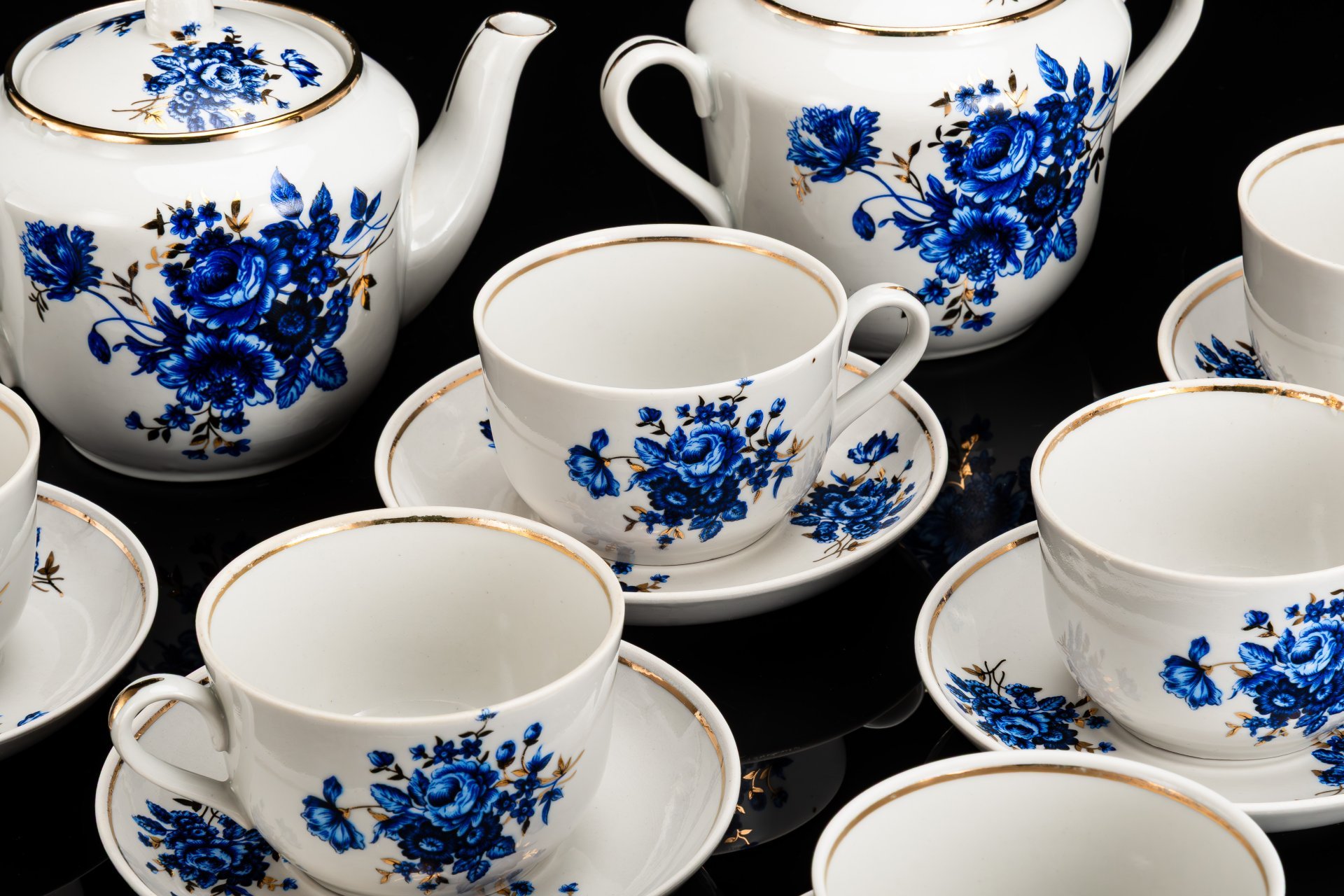 Сервиз чайный с цветочным декором в синей гамме на 6 персон (14 предметов)