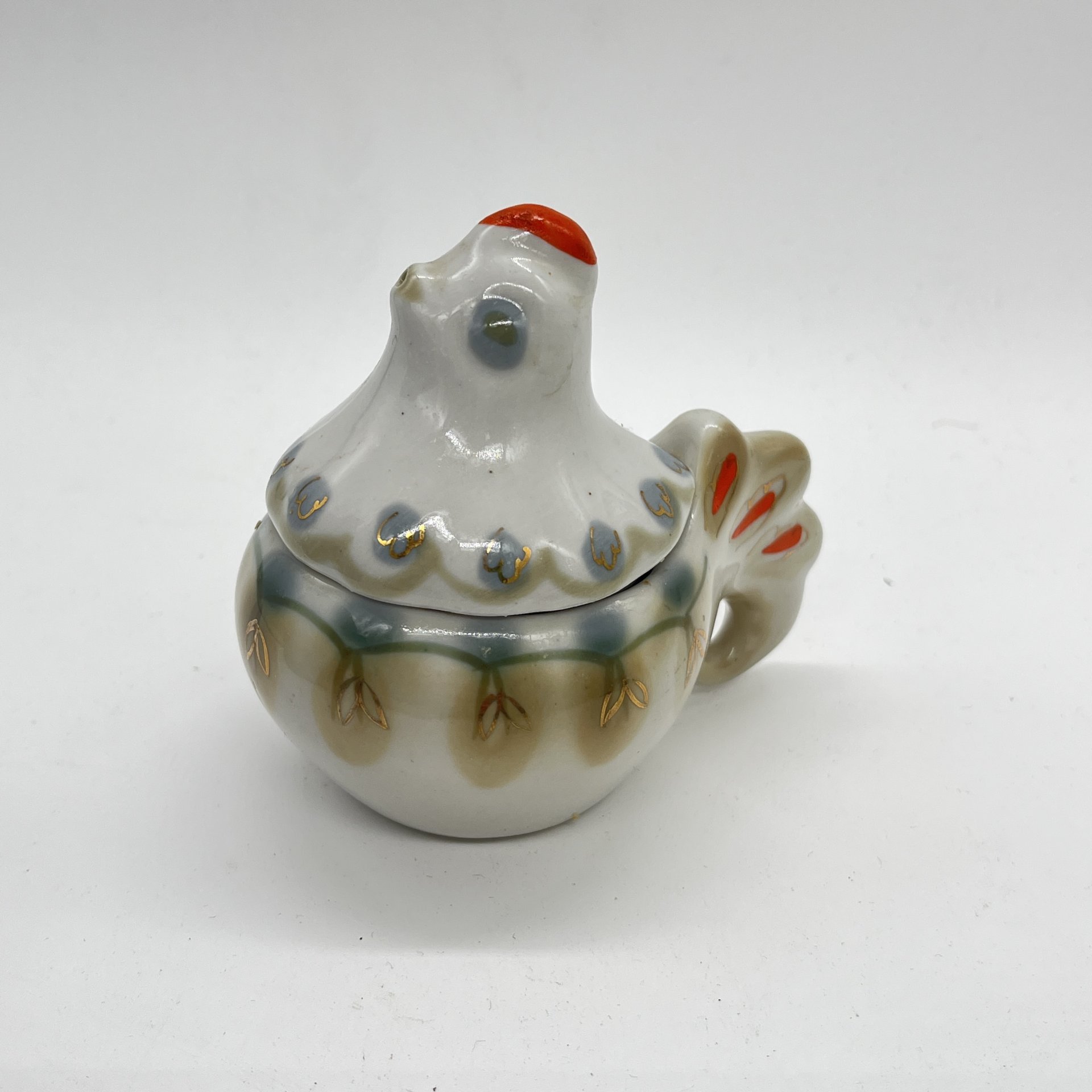 Солонка "Курочка", фарфор, роспись, золочение, Полонский завод художественной керамики (Полонное ЗХК), СССР, 1973-1991 гг.