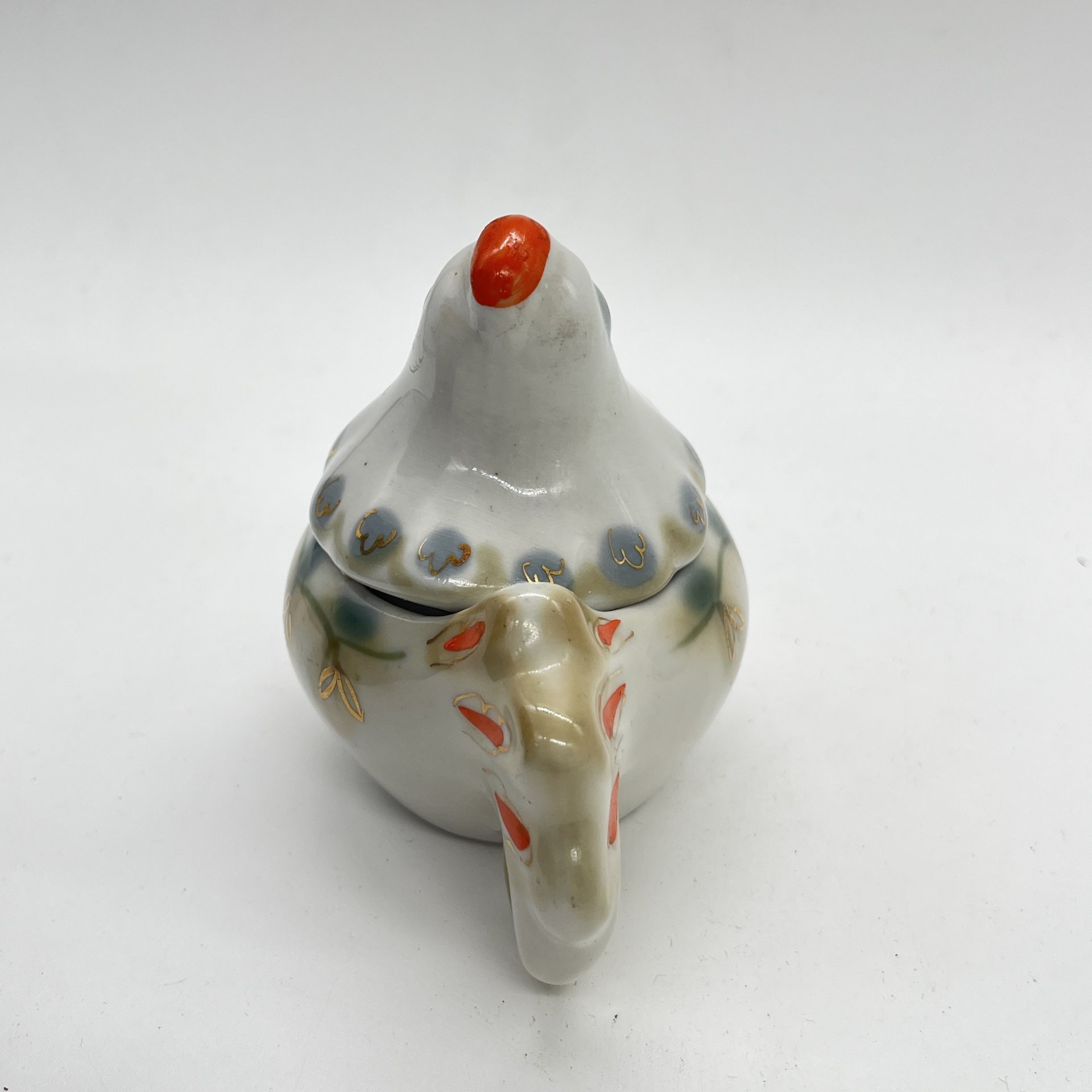 Солонка "Курочка", фарфор, роспись, золочение, Полонский завод художественной керамики (Полонное ЗХК), СССР, 1973-1991 гг.