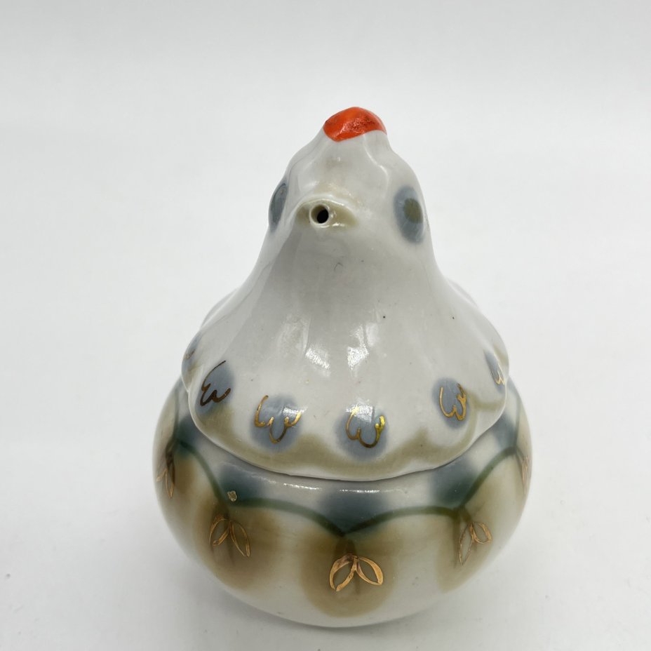 Солонка "Курочка", фарфор, роспись, золочение, Полонский завод художественной керамики (Полонное ЗХК), СССР, 1973-1991 гг.