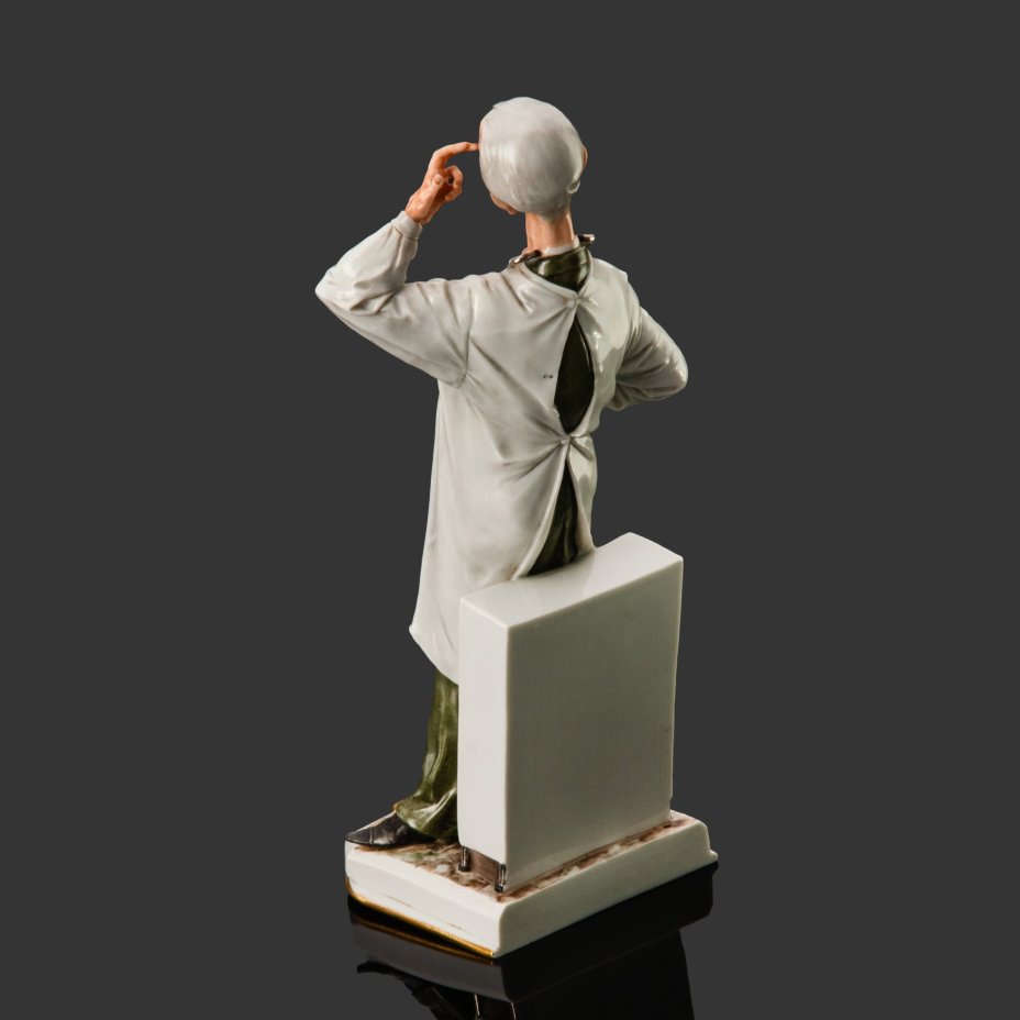Статуэтка "Доктор" ("Врач"), фарфор, роспись, Италия, 1970-1990 гг.