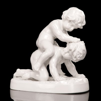 Скульптура "Играющие дети" по модели Рене Чарльз Массе (Rene Charles Masse, 1855–1913)