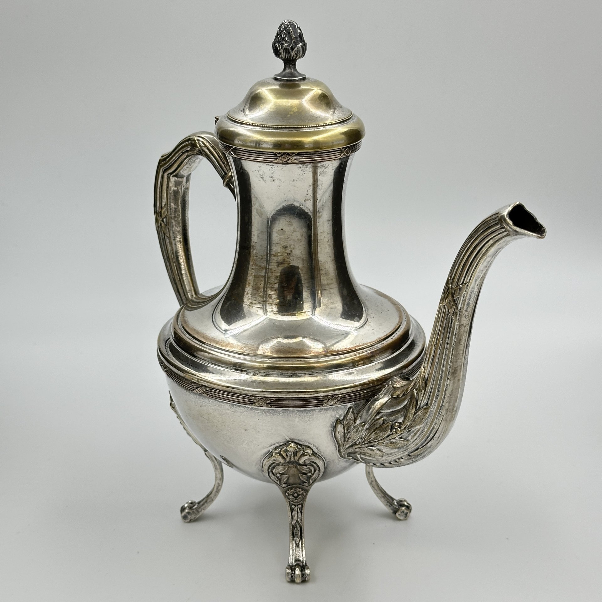 Чайник (кофейник) в стиле Ампир