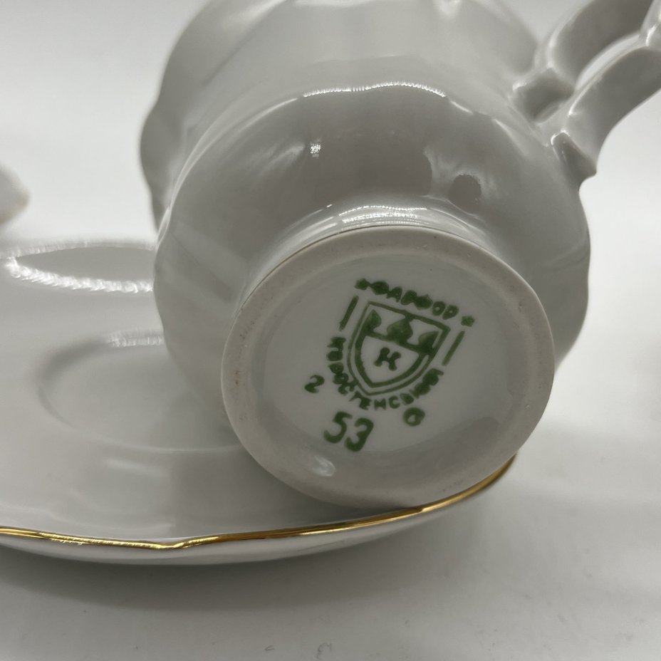 Набор из 2 чайных пар с лаконичным декором, фарфор, золочение, Коростенский фарфоровый завод (КФЗ), Восточная Европа, 1970-1990 гг.