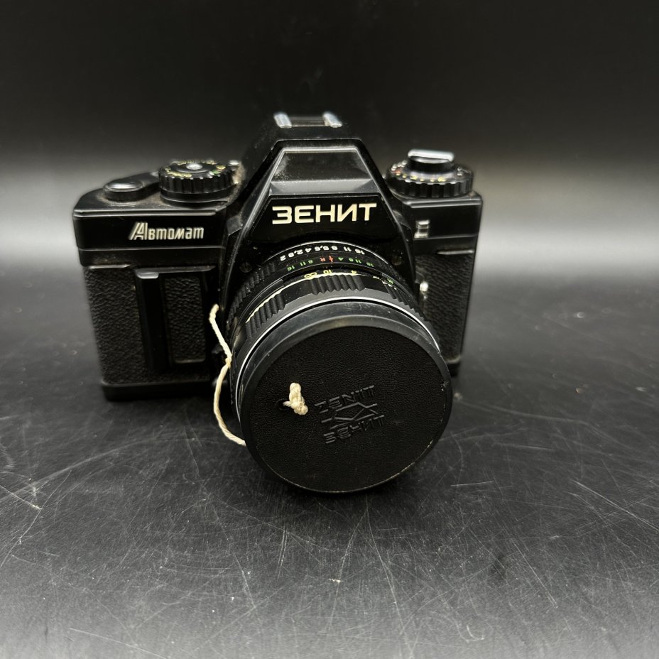 Фотоаппарат (нерабочий) "Зенит автомат" с объективом "Гелиос-44К-4", в кофре, Красногорский механический завод (КМЗ)