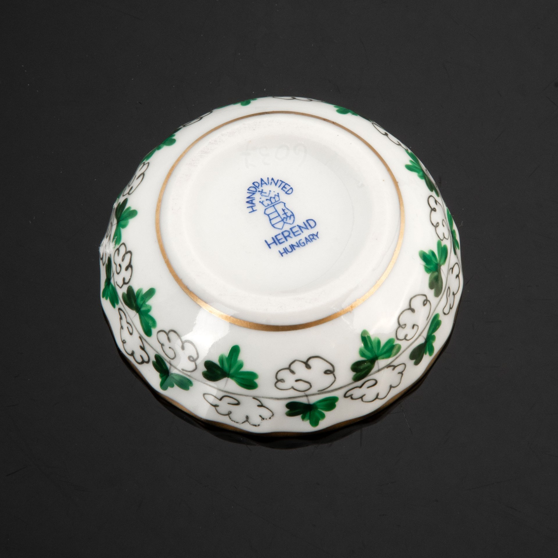Шкатулка из серии "Persil Green" (с декором в виде листьев петрушки), Herend (Херенд)