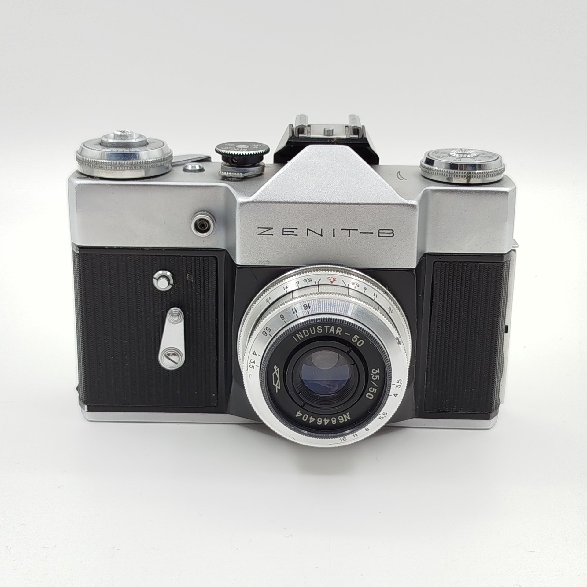 Фотоаппарат "Zenit-B" с объективом "Индустар - 50", в родном кофре — фото 2
