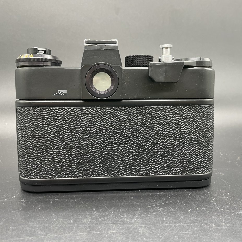 Фотоаппарат "Зенит-ЕТ" с объективом "Гелиос 44-2" в оригинальном кофре, и коробке, Минский механический завод им. С.И. Вавилова  (БелОМО)