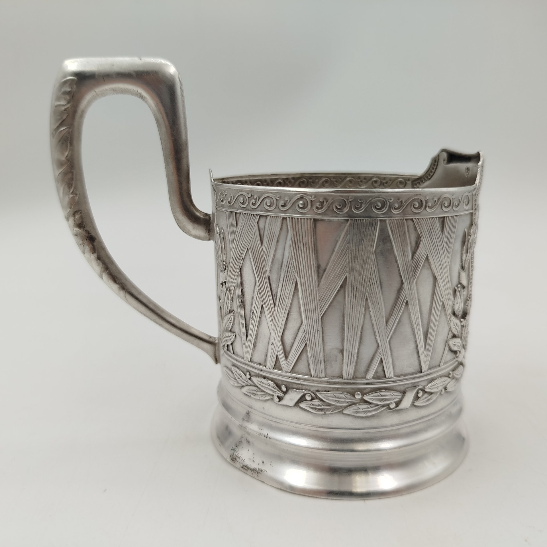 Подстаканник "Сталинская высотка МГУ", мНЦ (медь-никель-цинк), Артель «Московский ювелир», СССР, 1960 г.