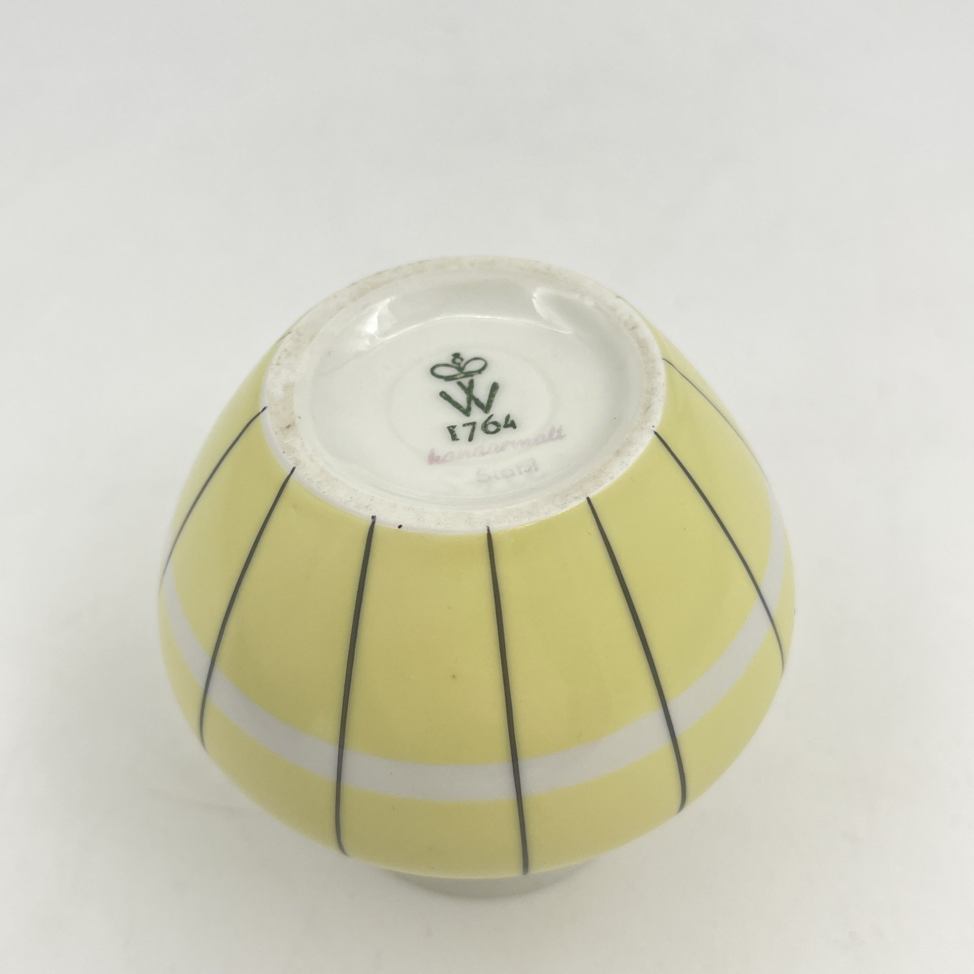 Вазочка миниатюрная