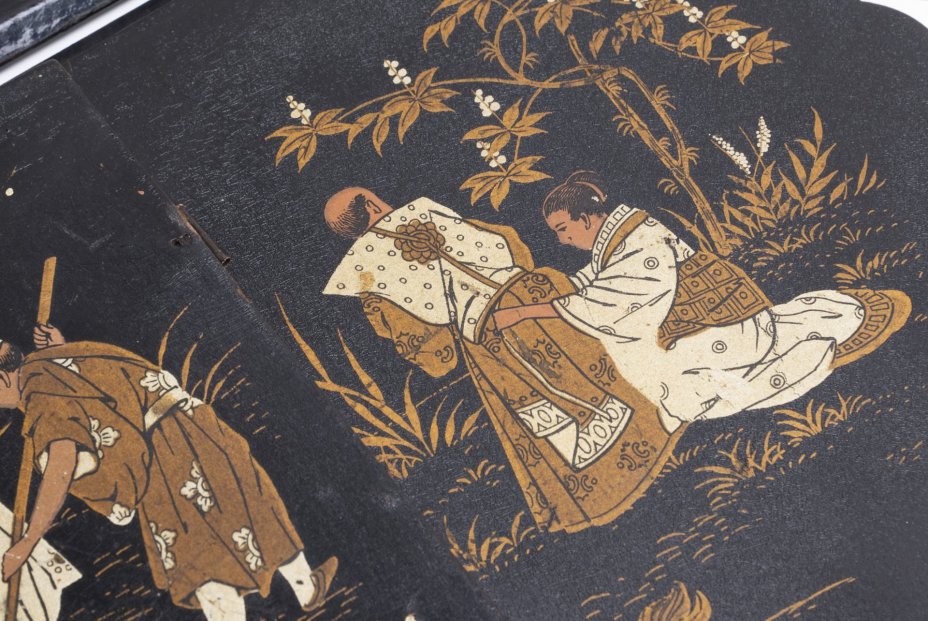 Парные подвесные консоли (полки) в японском стиле (Japonisme), папье-маше, черный лак, роспись, Европа, 1910-1930 гг.