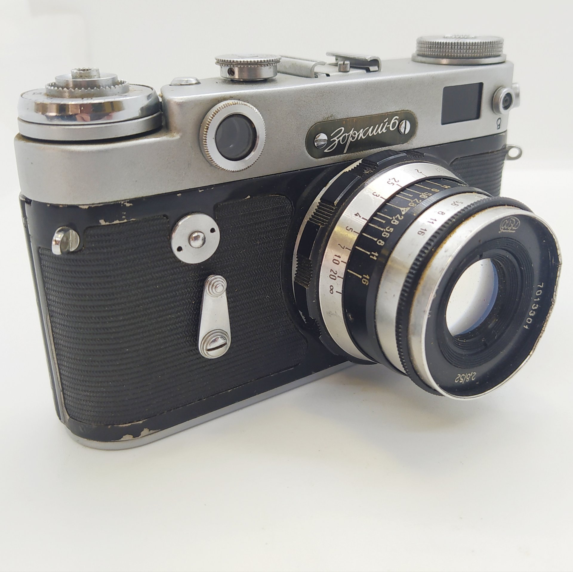 Фотоаппарат плёночный "Зоркий-6" с объективом "Индустар-61" (без кофра), металл, стекло, пластик, Красногорский механический завод (КМЗ)
