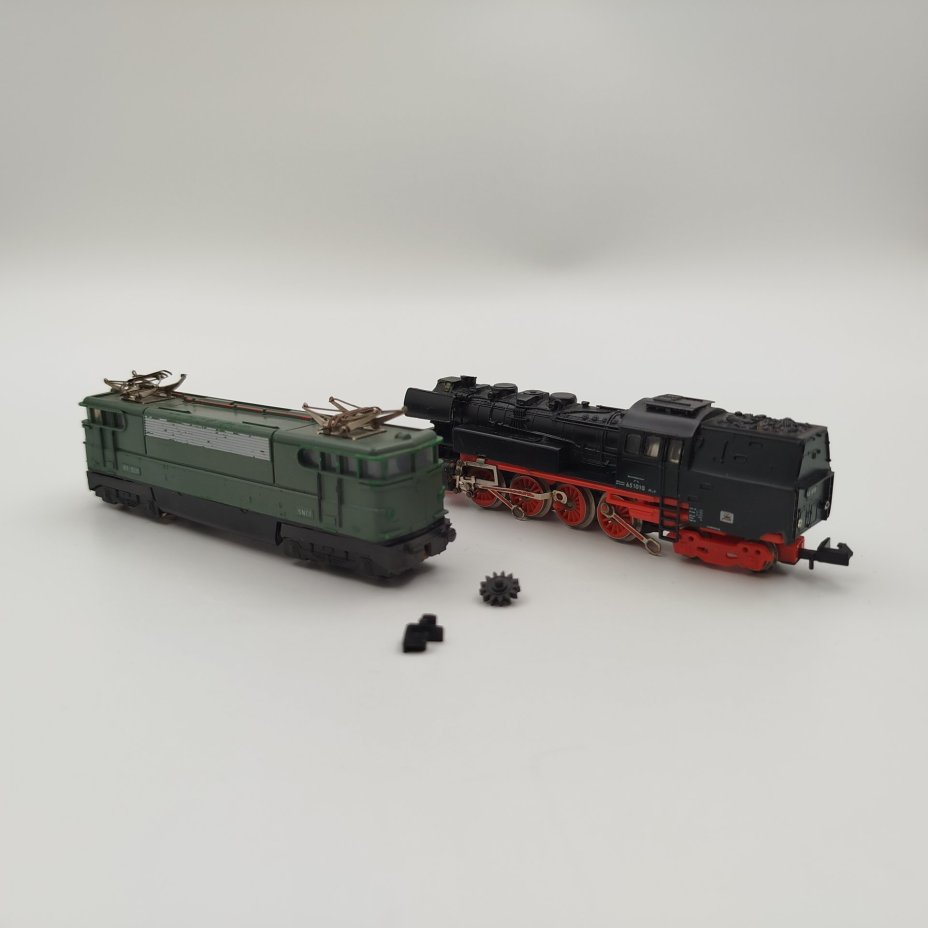 Модели железнодорожные паровоза "BR 65" и электровоза "BB9210", пластик, металл, Piko, ГДР, 1980-1989 гг., Piko