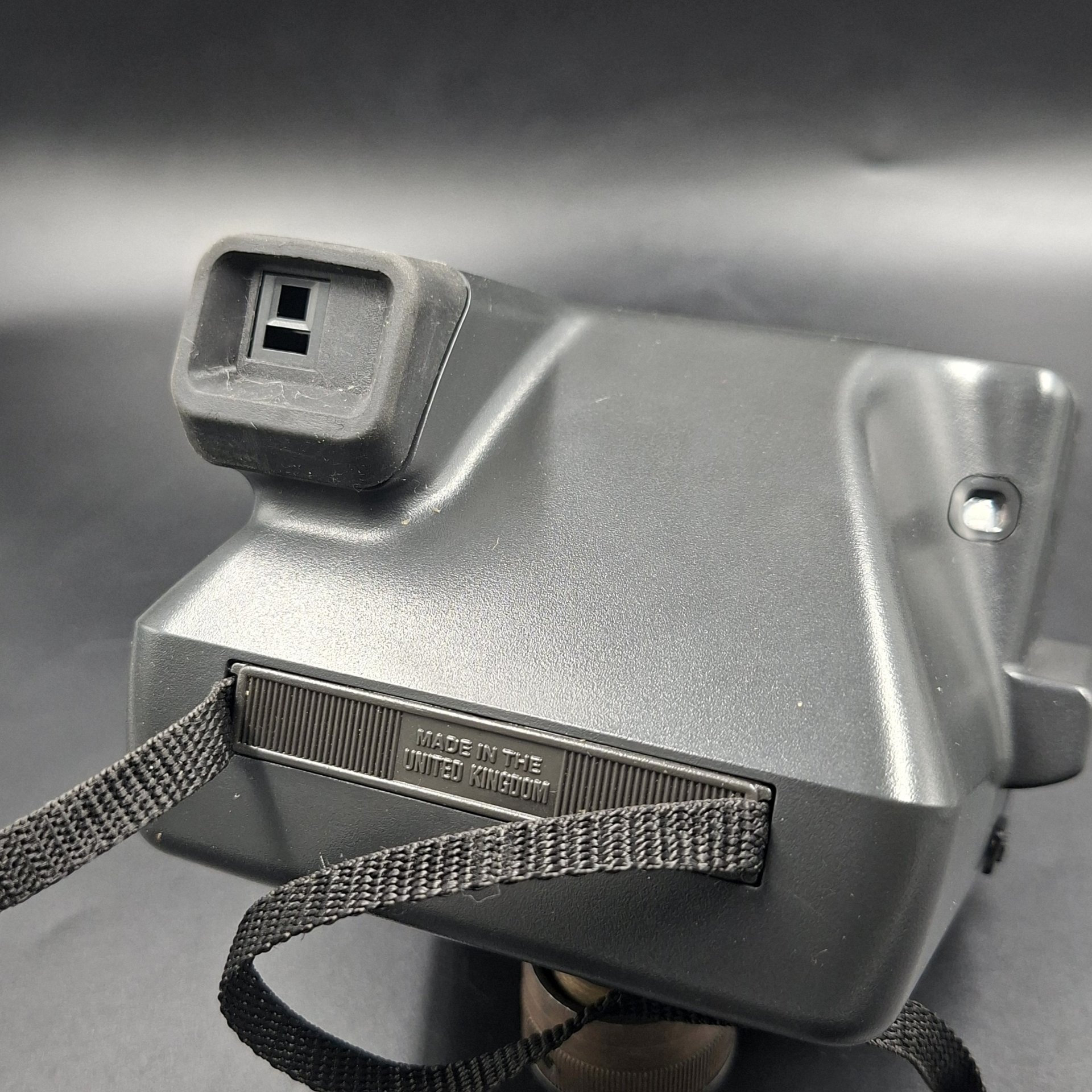 Фотоаппарат мгновенной печати "Polaroid 636 Close Up" в оригинальной коробке, пластик, картон, Polaroid, Великобритания, 1990-1994 гг.