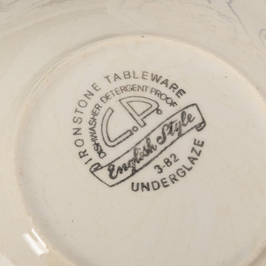 Набор обеденный на 4 персоны (4 обеденных тарелки и 2 салатника), English Ironstone Tableware (EIT)