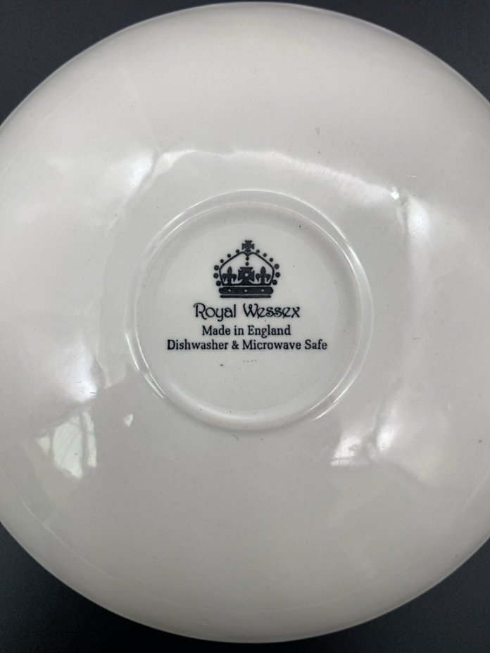 Чайная пара с изображением сельских мотивов, Royal Wessex