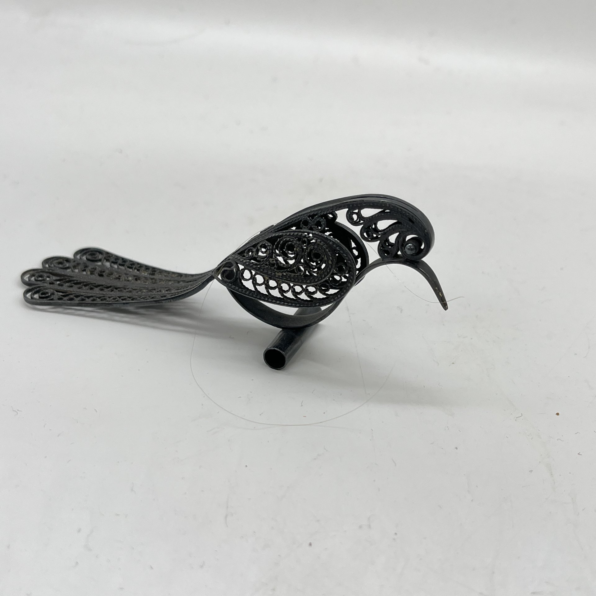 Статуэтка птички в технике ажурной скани, металл, СССР, 1960-1980 гг.