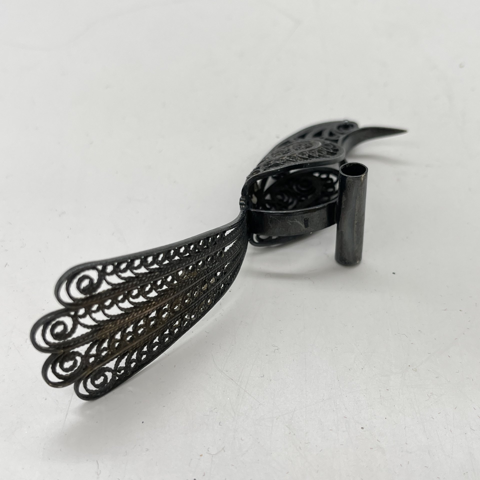 Статуэтка птички в технике ажурной скани, металл, СССР, 1960-1980 гг.