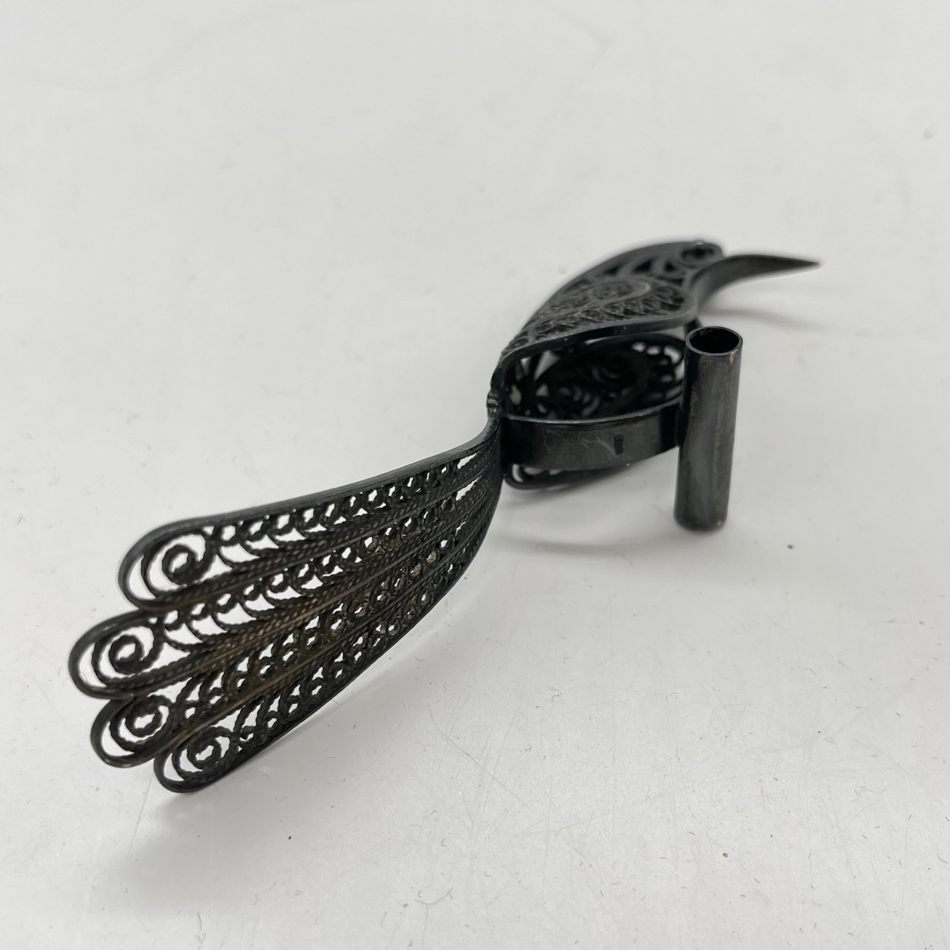 Статуэтка птички в технике ажурной скани, металл, СССР, 1960-1980 гг.