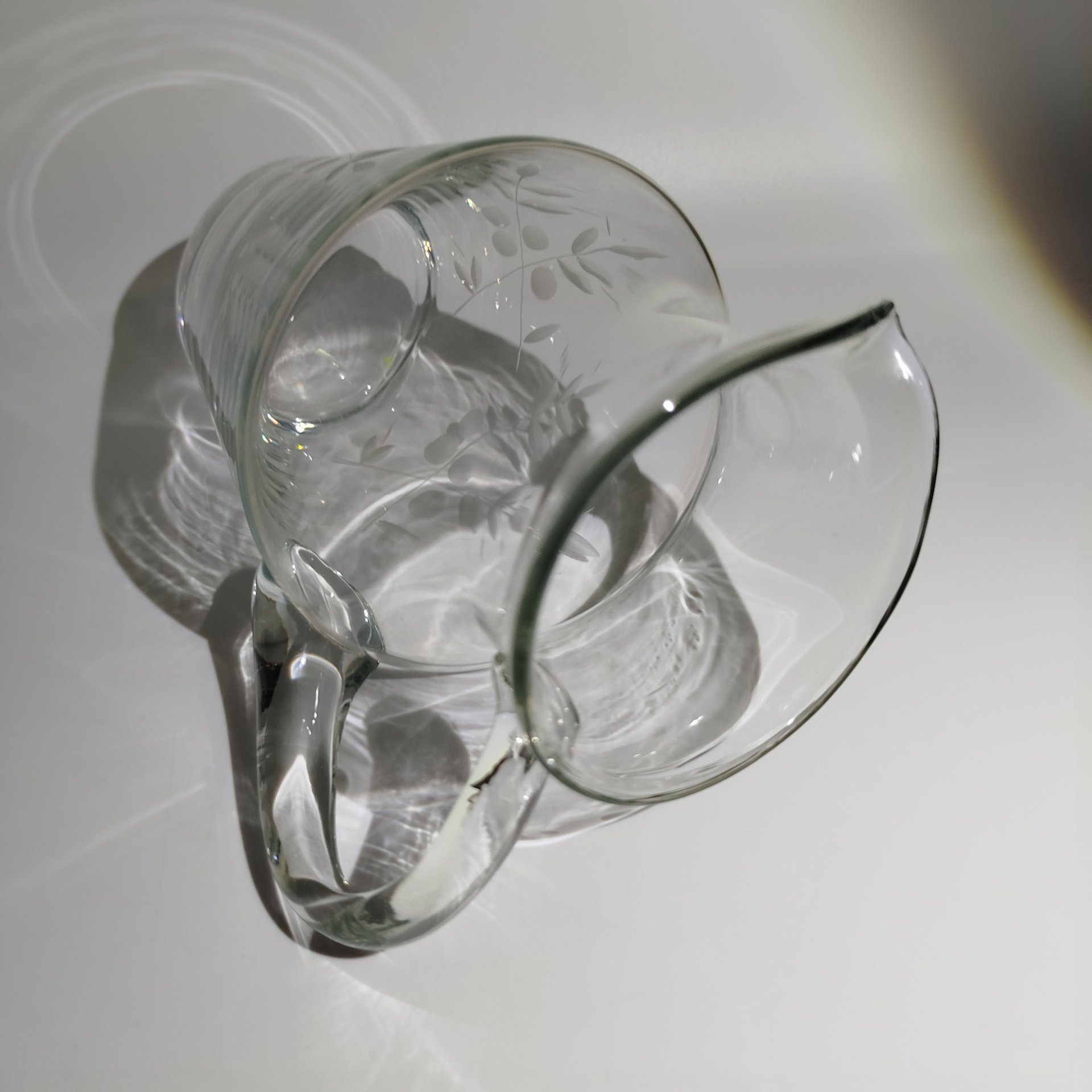 Кувшин с декором в виде веточек, стекло, алмазная грань, СССР, 1970-1990 гг.