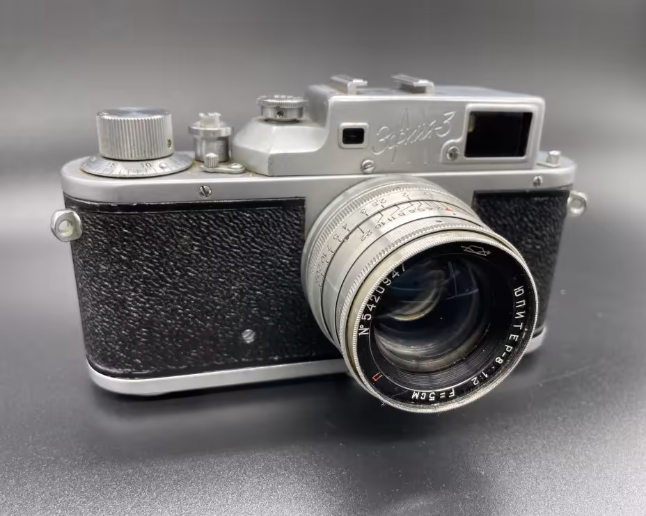 Фотоаппарат "Зоркий-3" с объективом "Юпитер-8" в родном футляре, металл, стекло, пластик, кожа, Красногорский механический завод (КМЗ)
