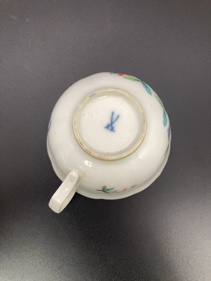 Чашка с росписью, Meissen (Мейсенский фарфор)
